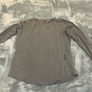 Alphalete Longsleeve longline open neck tee size Large